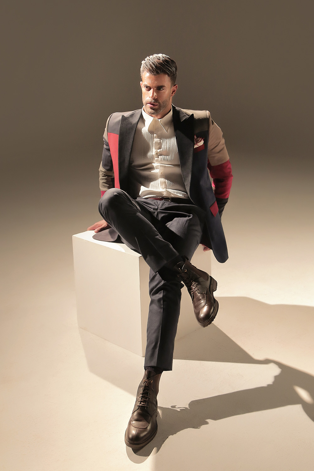 NASER, the new spirit of tradition.